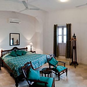 Heritage Smart Enjoy on F&B on non-Alcoholic Mini Bar Hi-Tea on Laundry on SPA or a Vintage Car Ride valid till 30th Sept'25